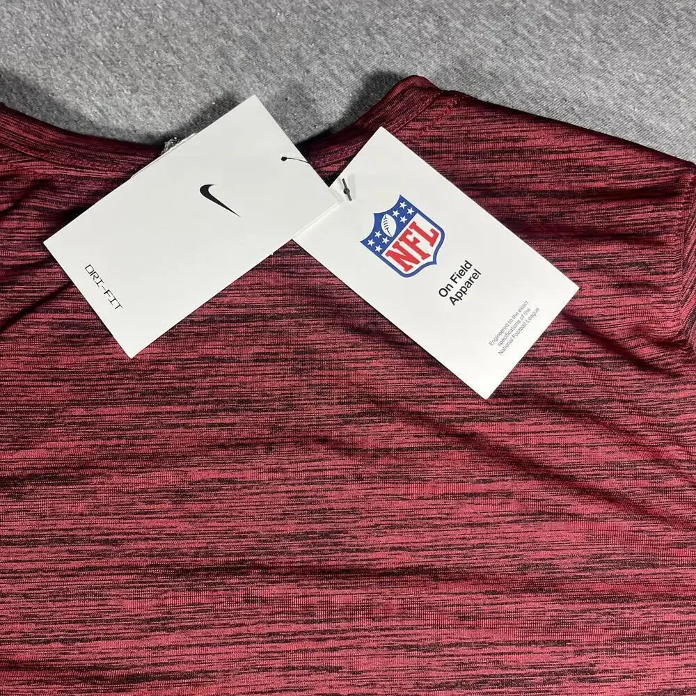 NWT NFL Nike Dri Fit Tampa Bay Buccaneers Youth Medium Football TShirt Sport Tee